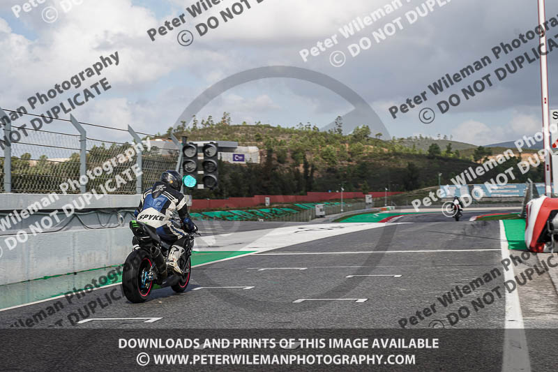 motorbikes;no limits;peter wileman photography;portimao;portugal;trackday digital images